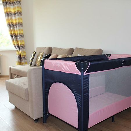 Apartament 69 Metro Appartamento Varsavia Esterno foto