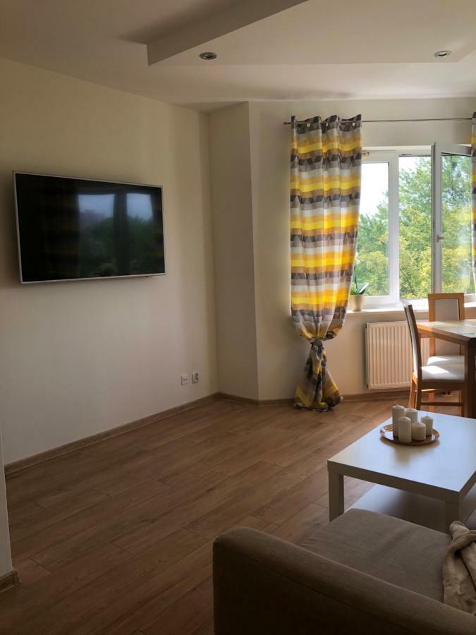 Apartament 69 Metro Appartamento Varsavia Esterno foto