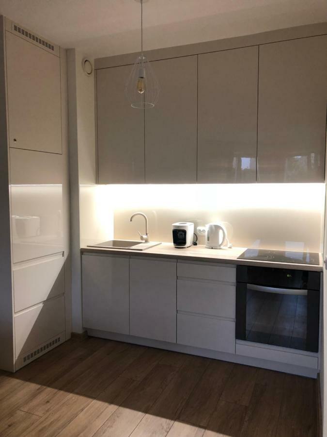 Apartament 69 Metro Appartamento Varsavia Esterno foto
